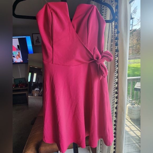 Row A Pink Strapless Women's Tie Waist Fit & Flare Women's Mini Dress| SIZE MED - Picture 11 of 16